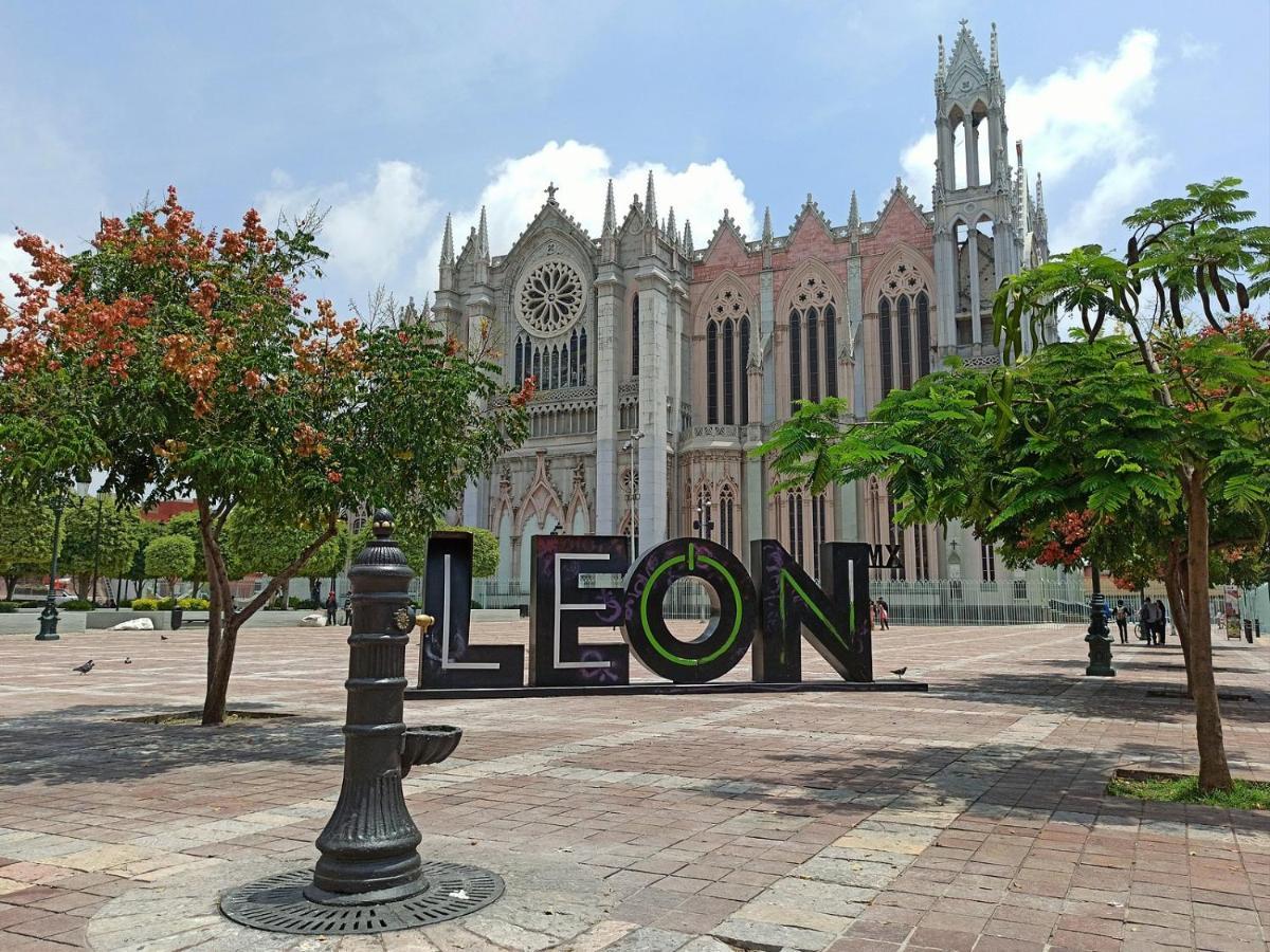 Hotel Tia Flora Leon Luaran gambar